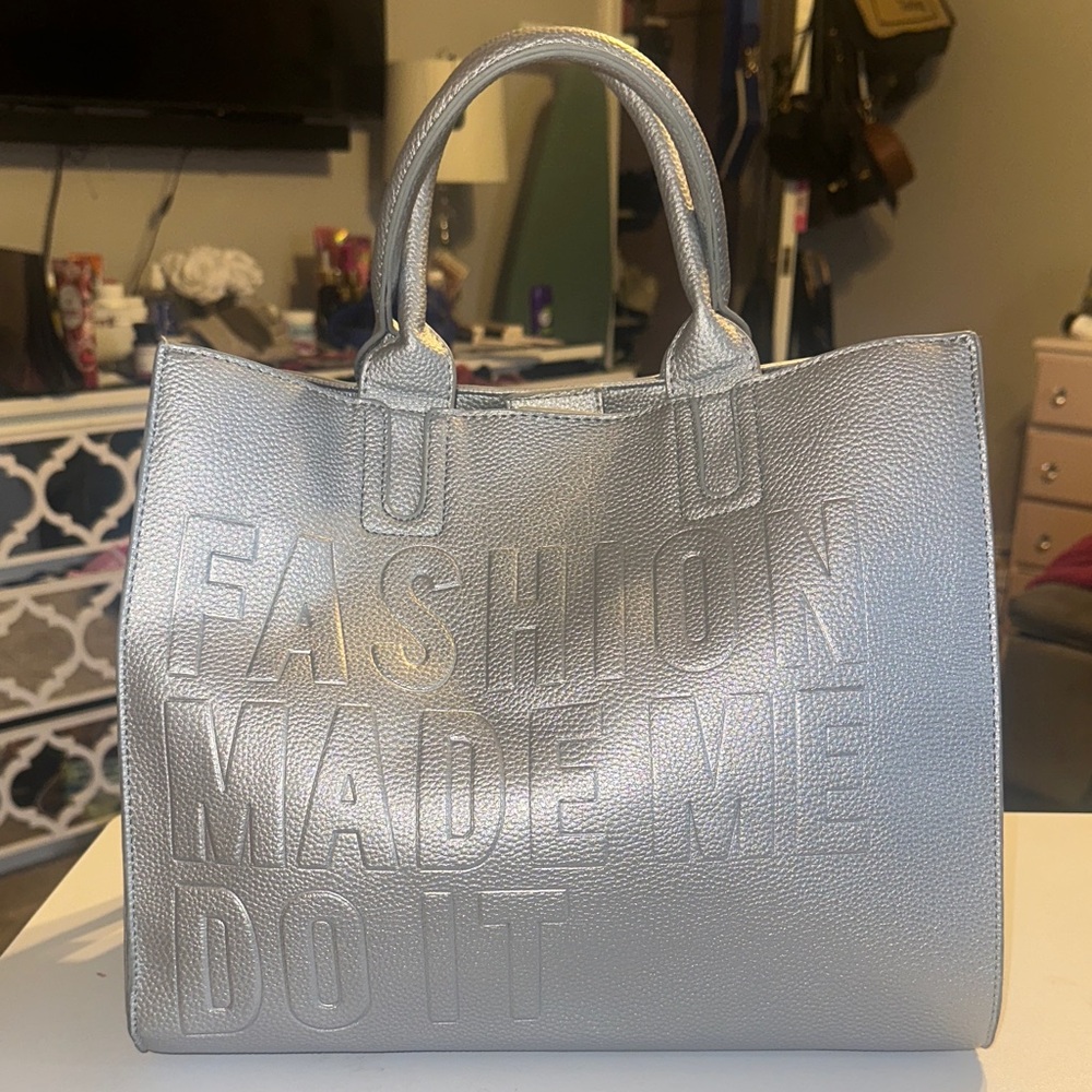 Chic Silver Fashion Tote Bag